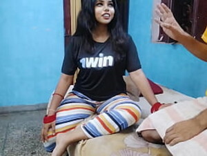 Indian hindi video ??????? ?? aunty ???? ghar aai wo ???? pyasi lag rhi ??? ???? ???? pyas bujhai