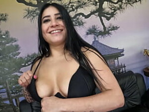 Paloma Guedes na sua primeira vez com dotado em anal intenso