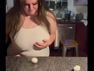 BBW Smashes Egg With Big Boobs