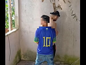 Pr&eacute_via - &quot_Funcionario&quot_ da Biqueira Dotado Me Come Na Laje Com os da Quebrada Assistindo Tudo (COMPLETO NO SHEER E XVIDEOS