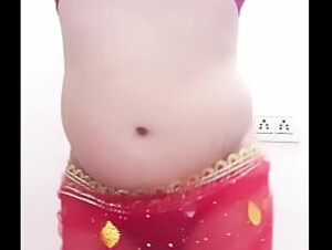 Sexy Hijra Dance - Isko lund chahiye lambi Isko music chahiye loud HOT RANDI NANGI DANCE xxx porno