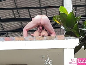 Real Exhibitionist Couple Fucking in Villa Balcony